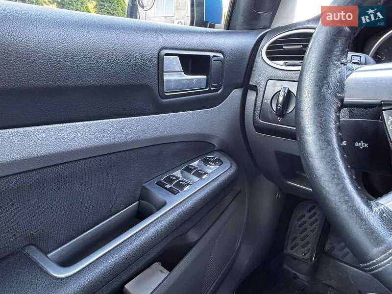 Хэтчбек Ford Focus 2010 в Ильинцах фото 10 Хэтчбек Ford Focus 2010 в Ильинцах