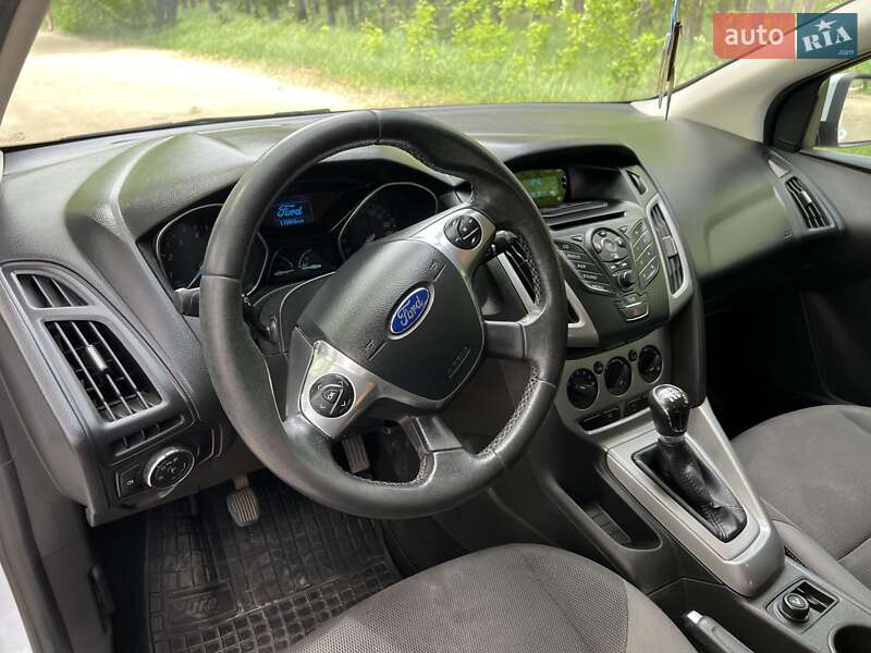Хэтчбек Ford Focus 2013 в Ахтырке фото 7 Хэтчбек Ford Focus 2013 в Ахтырке