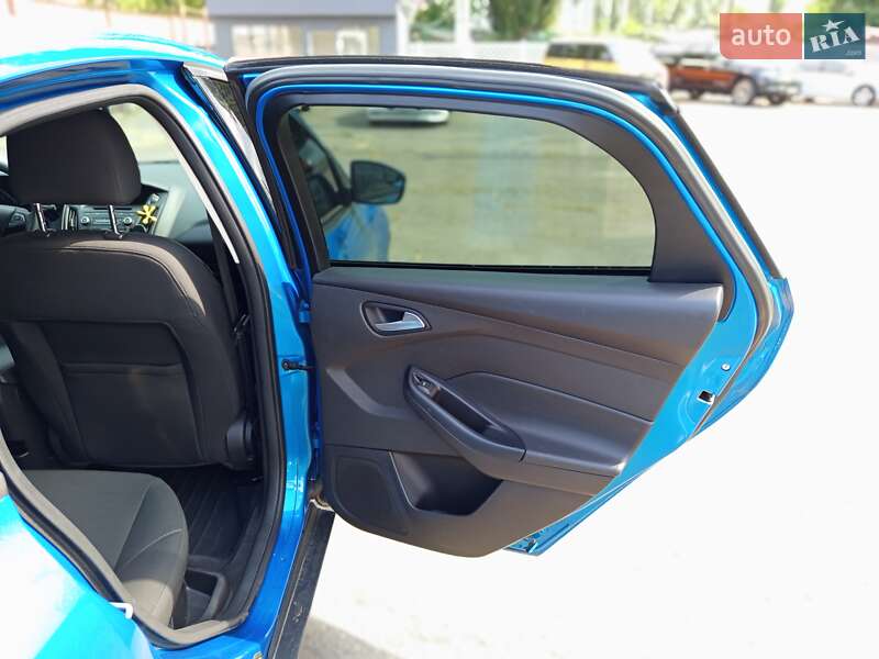 Хэтчбек Ford Focus 2016 в Киеве