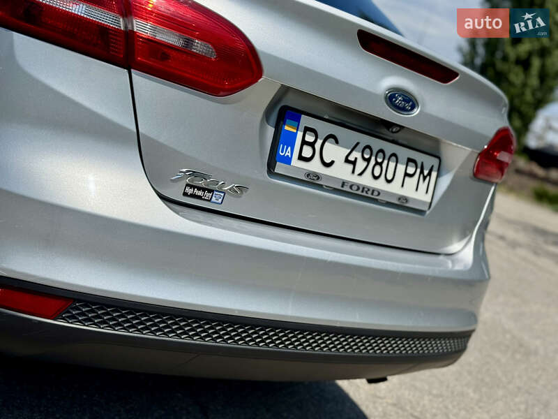 Седан Ford Focus 2015 в Запорожье