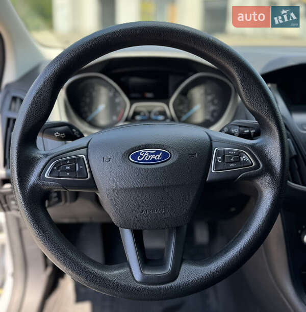 Седан Ford Focus 2015 в Запорожье