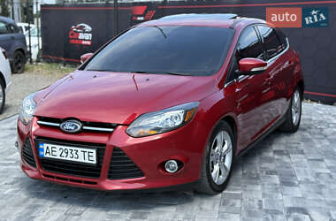 Хетчбек Ford Focus 2012 в 