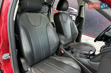 Хетчбек Ford Focus 2012 в 