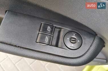 Хэтчбек Ford Focus 2006 в 