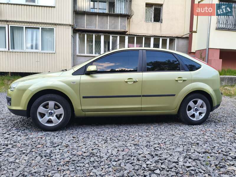 Хетчбек Ford Focus 2006 в Хмельницькому