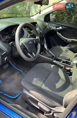 Седан Ford Focus 2017 в 