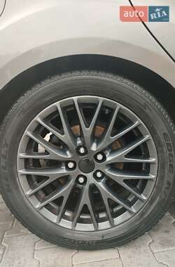 Седан Ford Focus 2013 в 
