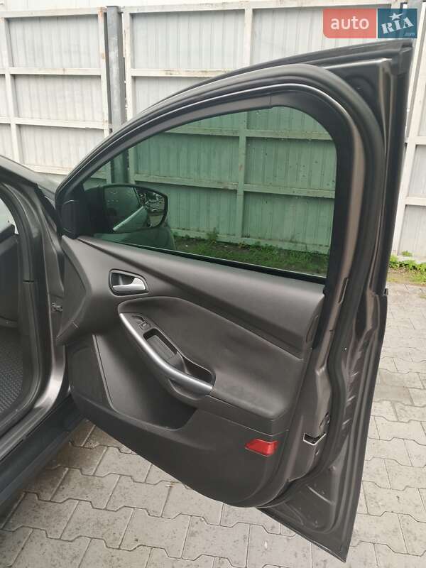 Седан Ford Focus 2013 в Львове
