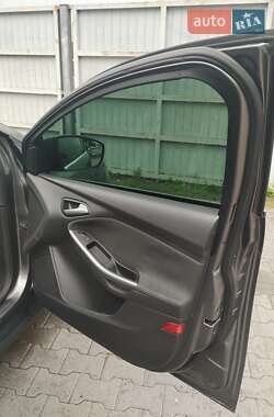 Седан Ford Focus 2013 в 