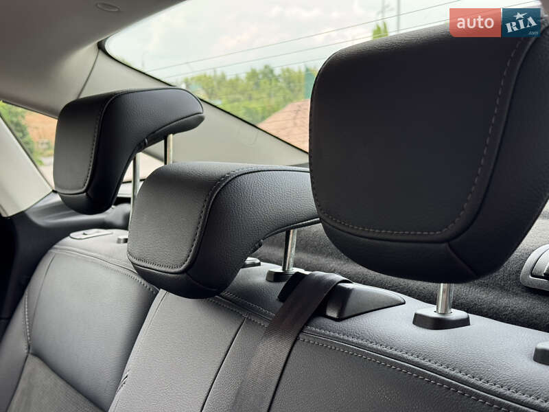 Седан Ford Focus 2015 в Виннице