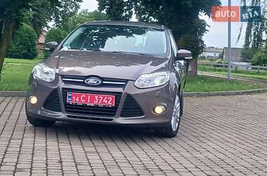 Универсал Ford Focus 2014 в 