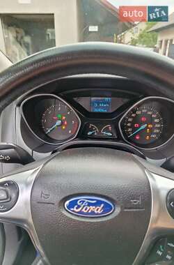 Универсал Ford Focus 2012 в 