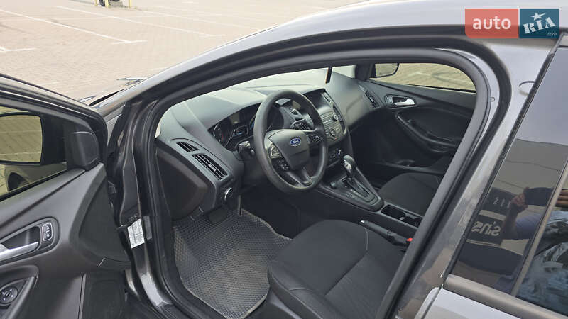 Седан Ford Focus 2017 в Киеве