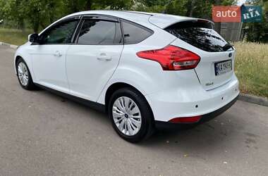 Хэтчбек Ford Focus 2018 в 