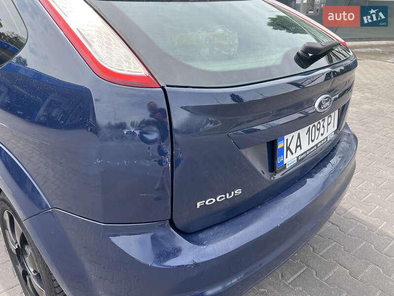 Хэтчбек Ford Focus 2011 в Киеве фото 7 Хэтчбек Ford Focus 2011 в Киеве