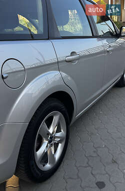 Универсал Ford Focus 2010 в 