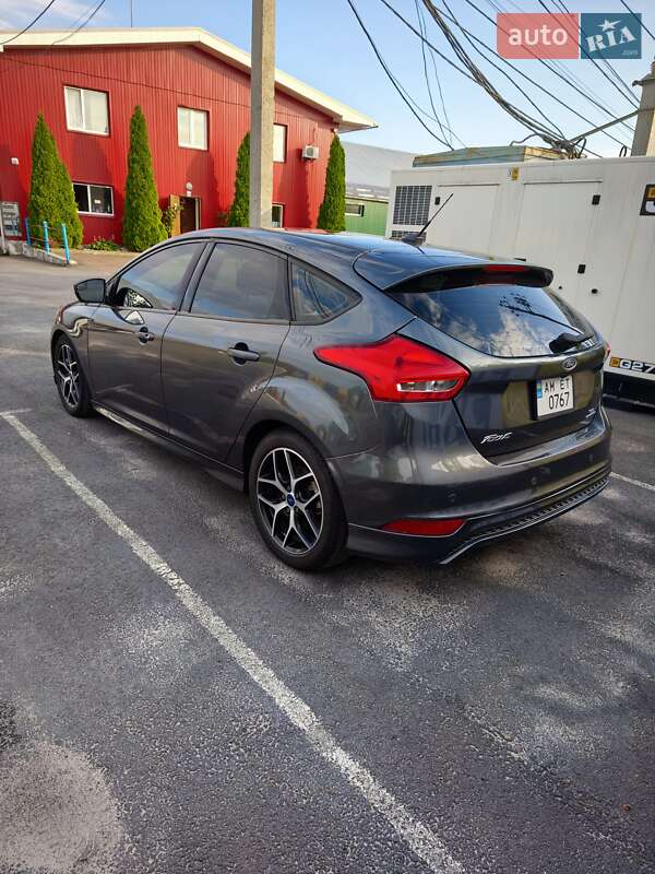 Хэтчбек Ford Focus 2016 в Житомире