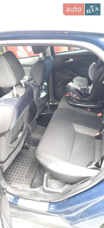 Хэтчбек Ford Focus 2014 в Запорожье