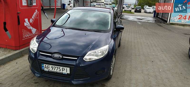 Хэтчбек Ford Focus 2014 в Запорожье