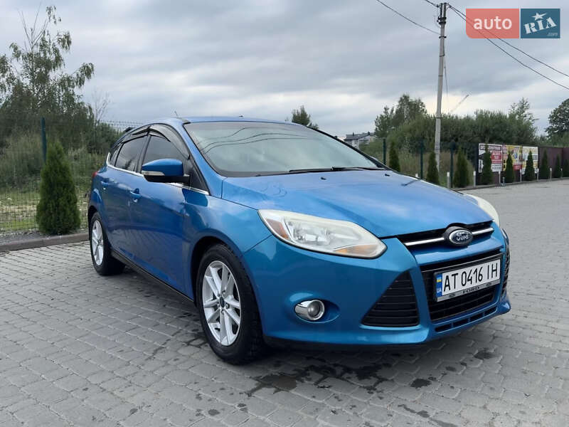 Хэтчбек Ford Focus 2011 в Надворной