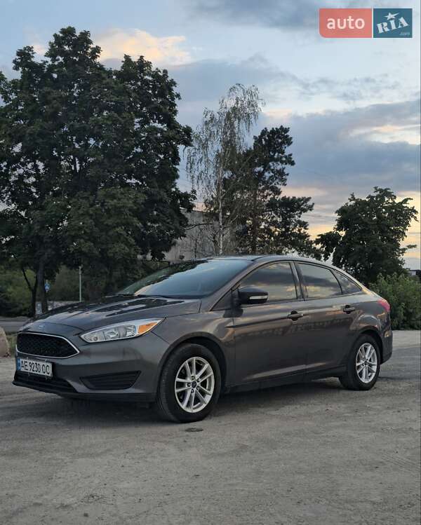 Седан Ford Focus 2015 в Днепре