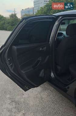 Седан Ford Focus 2015 в 