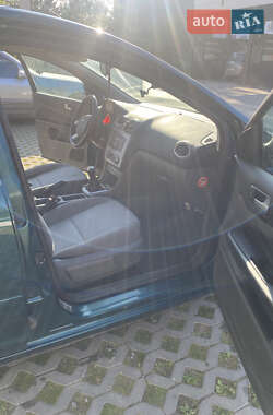 Хетчбек Ford Focus 2007 в 