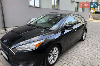 Седан Ford Focus 2015 в 