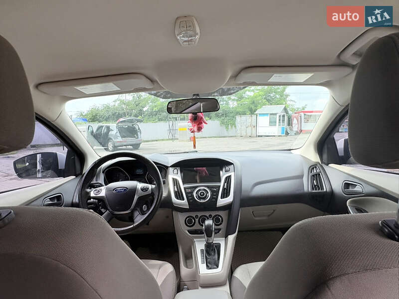 Седан Ford Focus 2012 в Черновцах