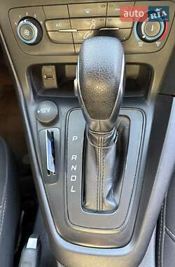 Седан Ford Focus 2017 в 