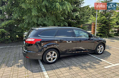 Универсал Ford Focus 2012 в 