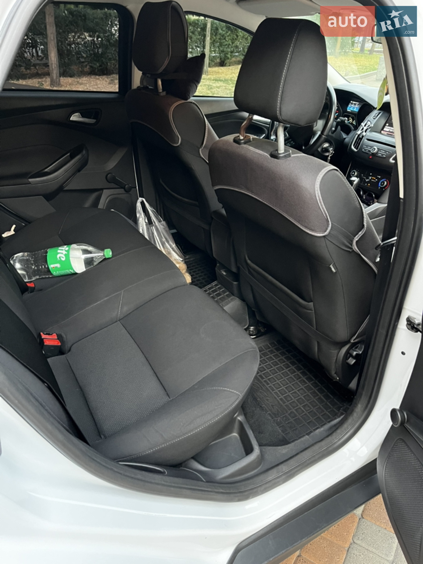 2015 Ford Focus - мініатюра 10