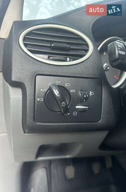 Универсал Ford Focus 2010 в 