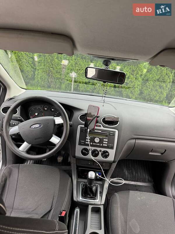 Универсал Ford Focus 2006 в Новояворовске