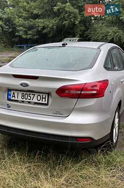 Седан Ford Focus 2016 в 