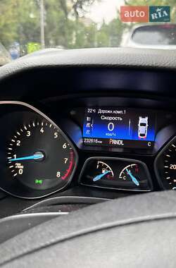 Седан Ford Focus 2016 в 
