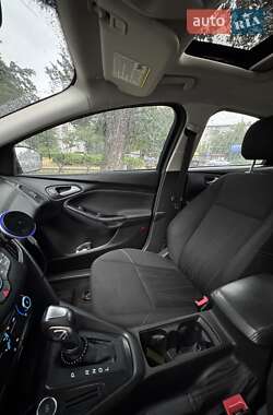 Седан Ford Focus 2016 в 