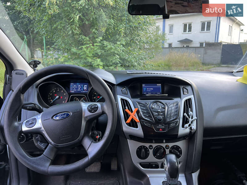 Седан Ford Focus 2014 в Львове фото 8 Седан Ford Focus 2014 в Львове