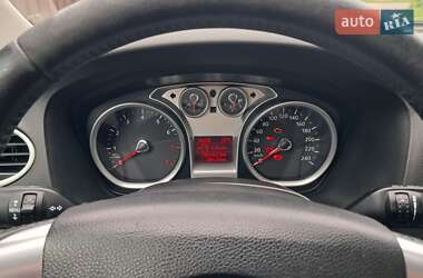 Универсал Ford Focus 2009 в 