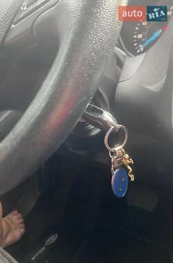 Седан Ford Focus 2015 в 