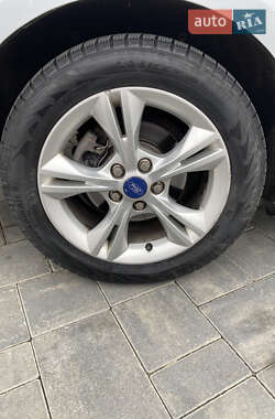 Универсал Ford Focus 2011 в 