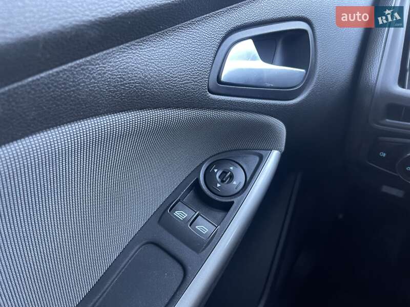 Хэтчбек Ford Focus 2014 в Николаеве