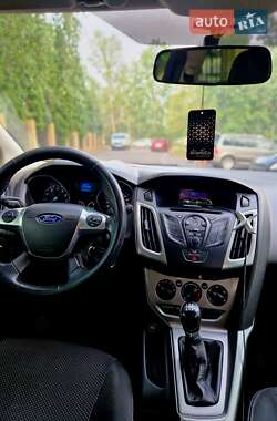 Хэтчбек Ford Focus 2011 в Полтаве