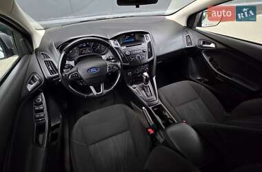 Седан Ford Focus 2015 в 