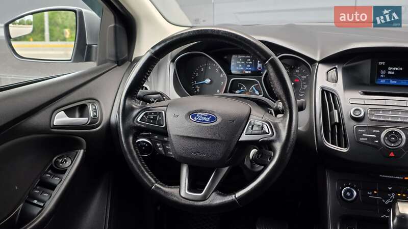 Седан Ford Focus 2015 в Киеве