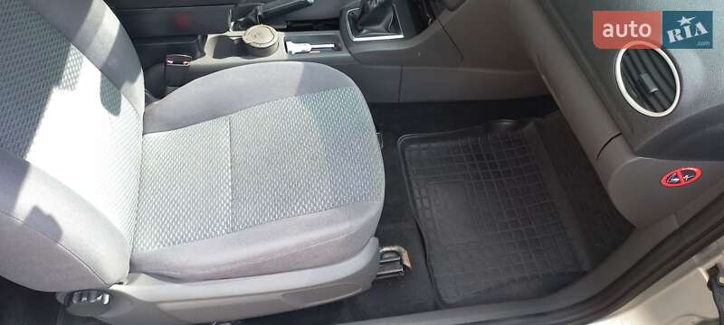 Хэтчбек Ford Focus 2005 в Харькове фото 7 Хэтчбек Ford Focus 2005 в Харькове