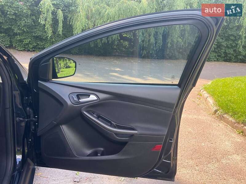 Седан Ford Focus 2015 в Житомире фото 25 Седан Ford Focus 2015 в Житомире