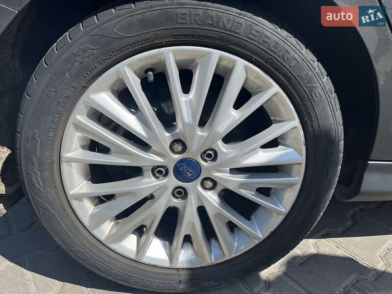 Хэтчбек Ford Focus 2016 в Фастове фото 34 Хэтчбек Ford Focus 2016 в Фастове