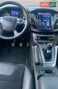 Универсал Ford Focus 2013 в 