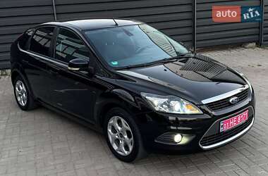 Хэтчбек Ford Focus 2009 в 